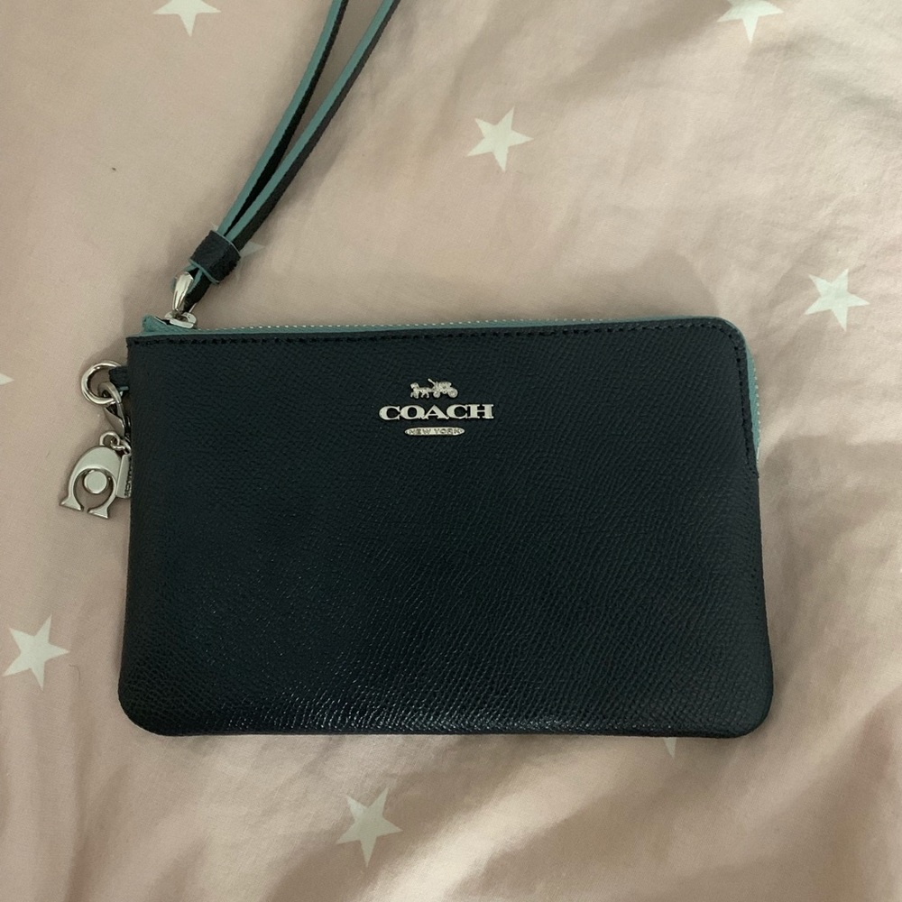 NWOT Navy Blue Coach Wristlet